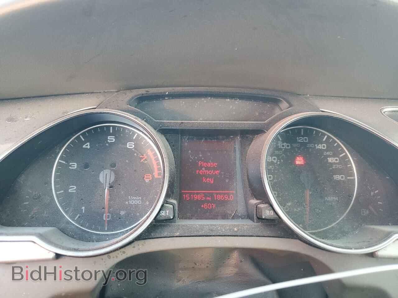 2011 AUDI A5 - VIN: WAUAFAFH1BN010948 - Фото 9