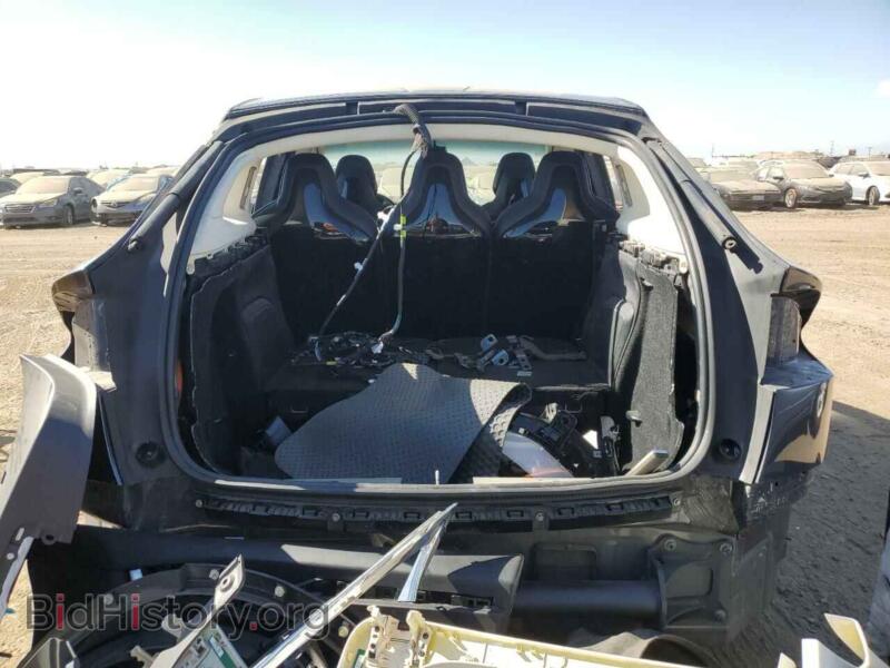 2016 Tesla MODEL X (VIN 5YJXCAE20GF004857) — фото 6 из 13