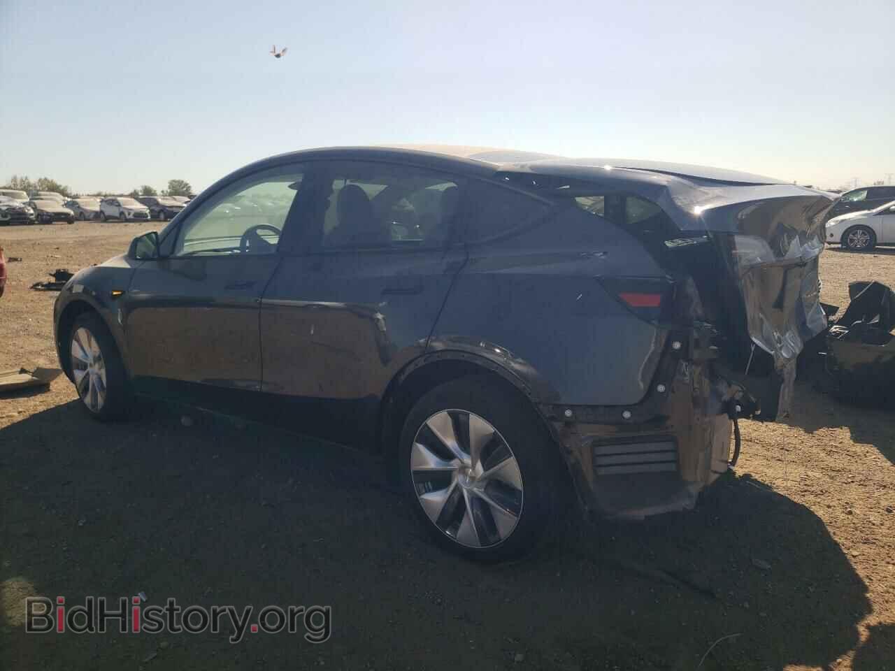 2024 TESLA MODEL Y - VIN: 7SAYGAEE2RF081416 - Фото 2