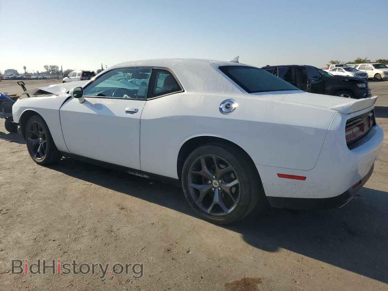 2018 DODGE CHALLENGER - VIN: 2C3CDZAG0JH161757 - Photo 2