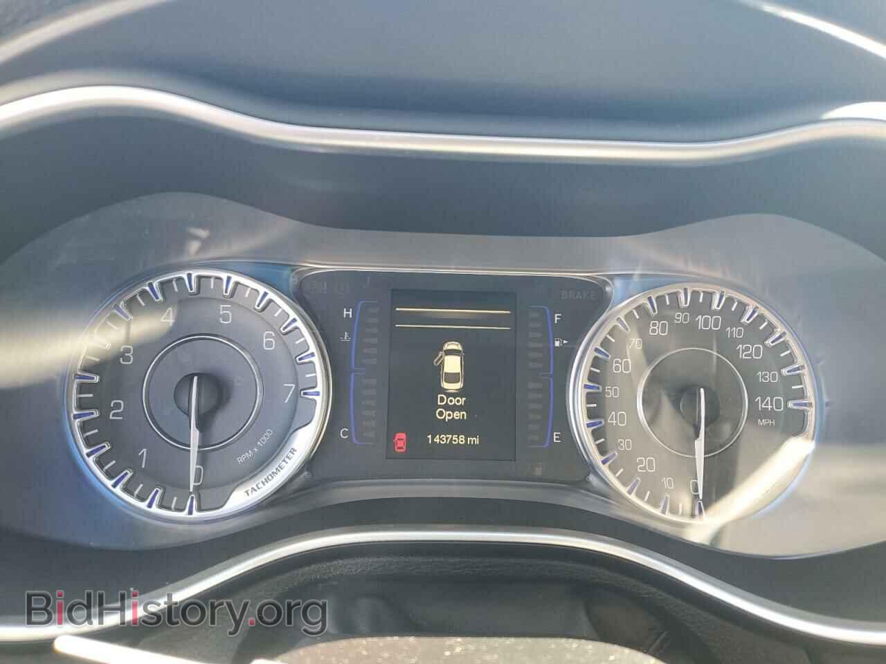 2015 CHRYSLER 200 - VIN: 1C3CCCAB3FN531361 - Фото 9