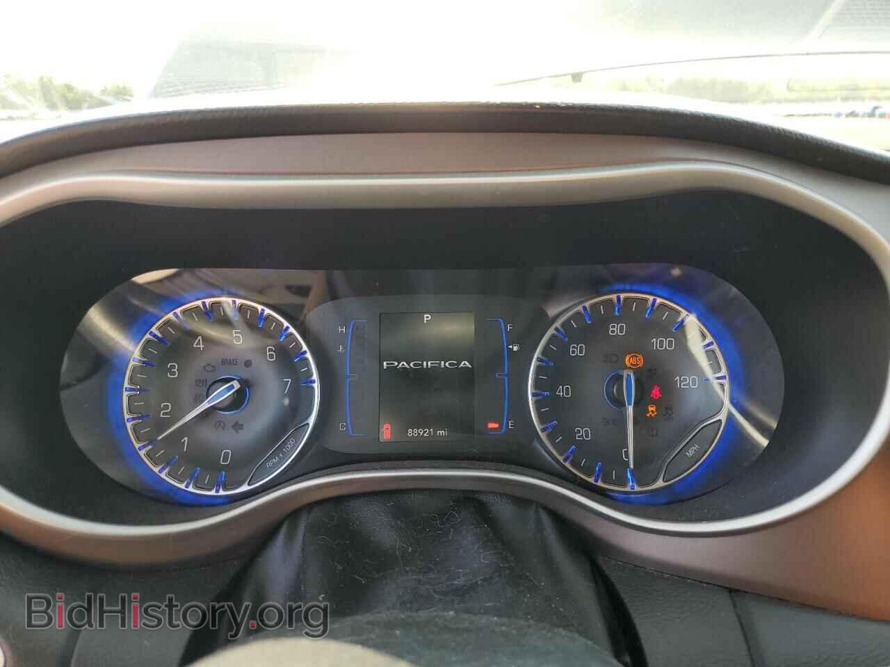 2019 CHRYSLER PACIFICA - VIN: 2C4RC1BG0KR730546 - Фото 9