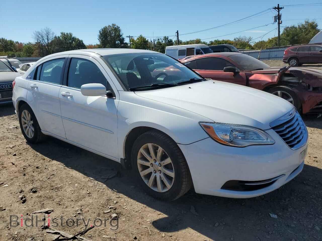 2011 CHRYSLER 200 - VIN: 1C3BC1FG2BN550398 - Фото 4