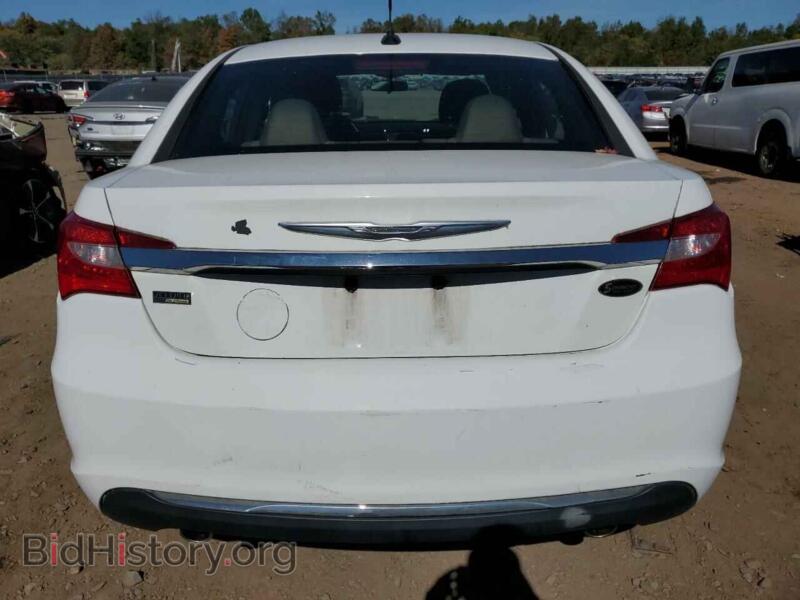 2011 Chrysler 200 (VIN 1C3BC1FG2BN550398) — фото 6 из 12