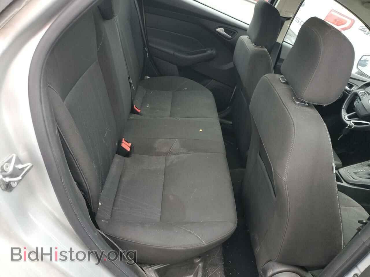 2017 FORD FOCUS - VIN: 1FADP3F24HL303600 - Фото 10