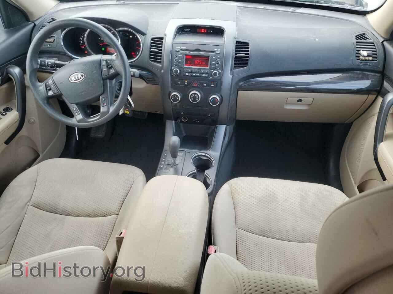 2011 KIA SORENTO - VIN: 5XYKTCA17BG135286 - Фото 8