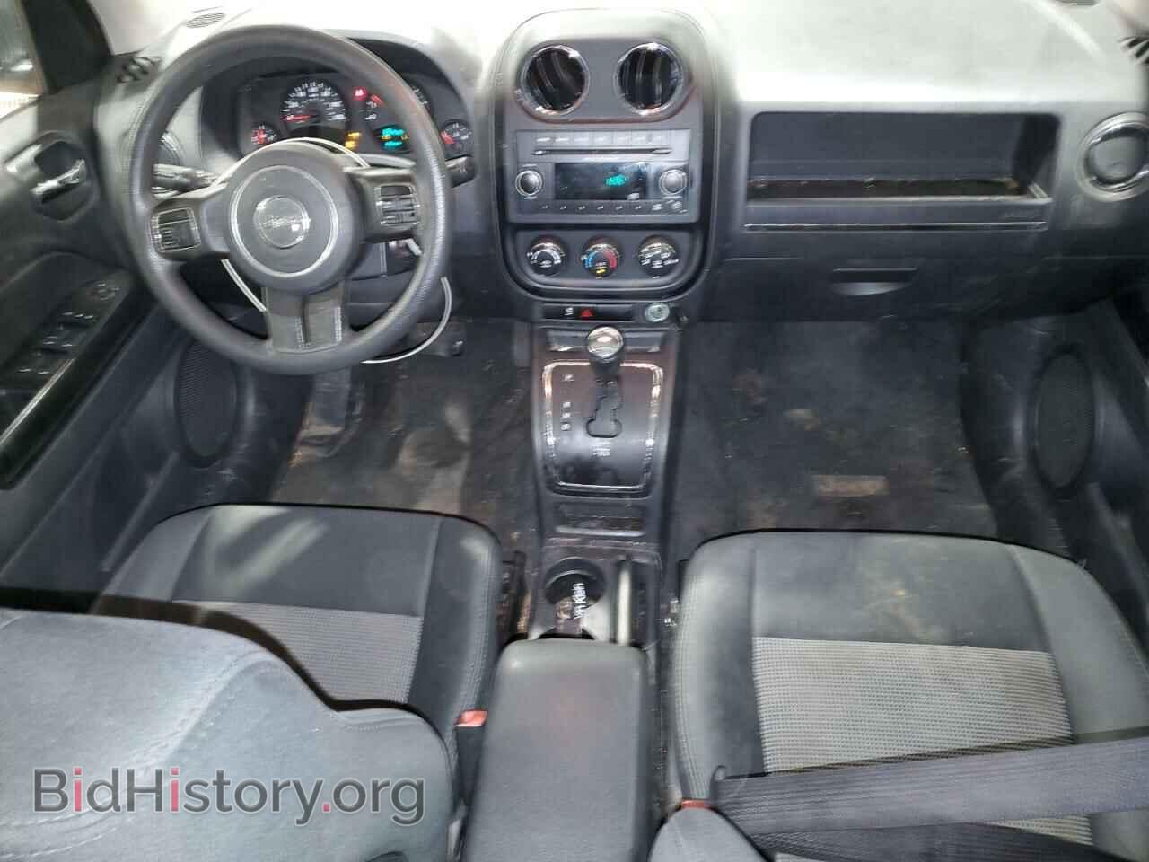 2012 JEEP COMPASS - VIN: 1C4NJDBB9CD705546 - Photo 8