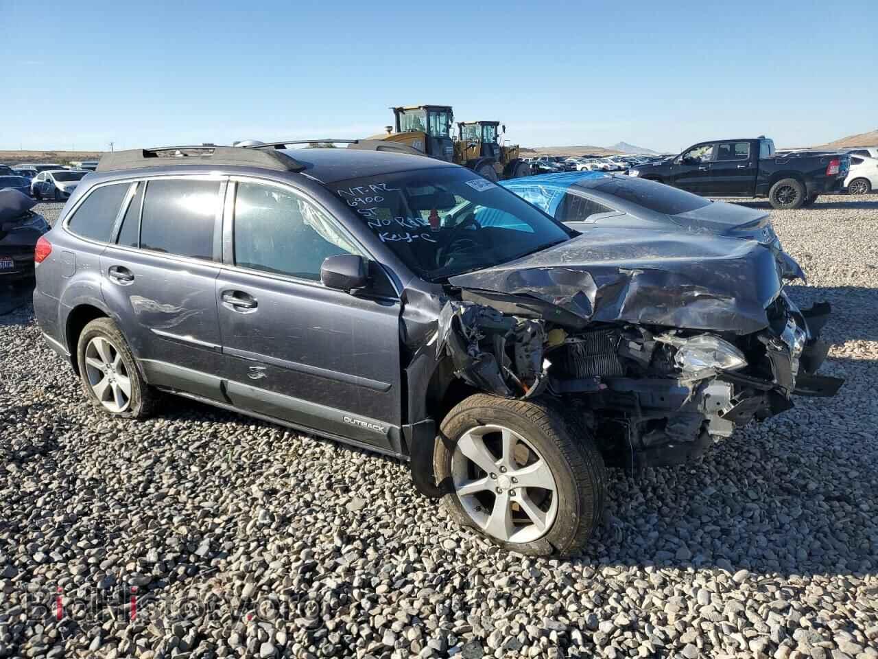 2014 SUBARU OUTBACK - VIN: 4S4BRCCC4E3250591 - Photo 4