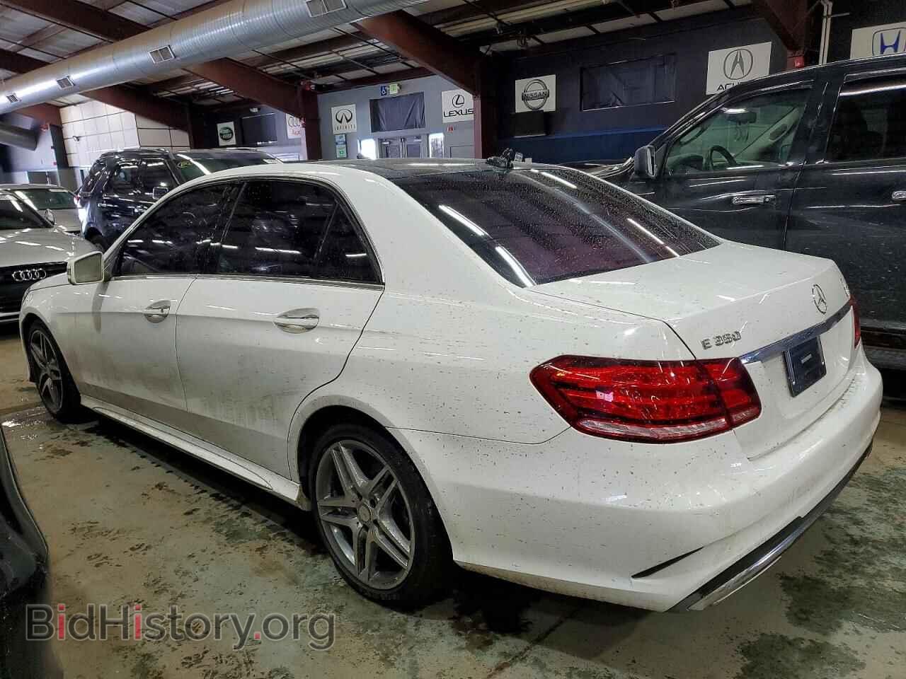 2014 MERCEDES-BENZ E-CLASS - VIN: WDDHF8JBXEB071823 - Фото 2