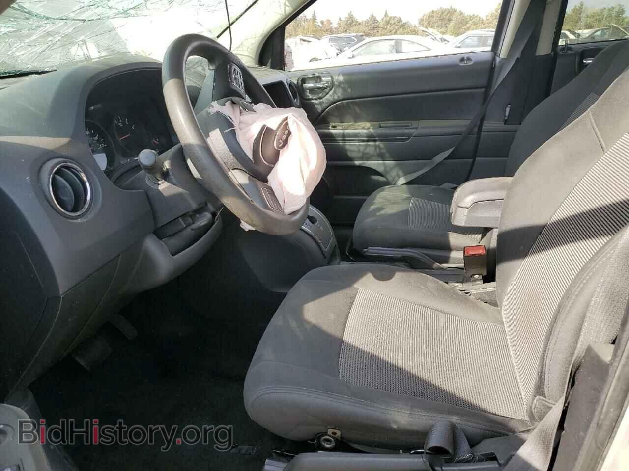 2012 JEEP COMPASS - VIN: 1C4NJDBB8CD635442 - Photo 7