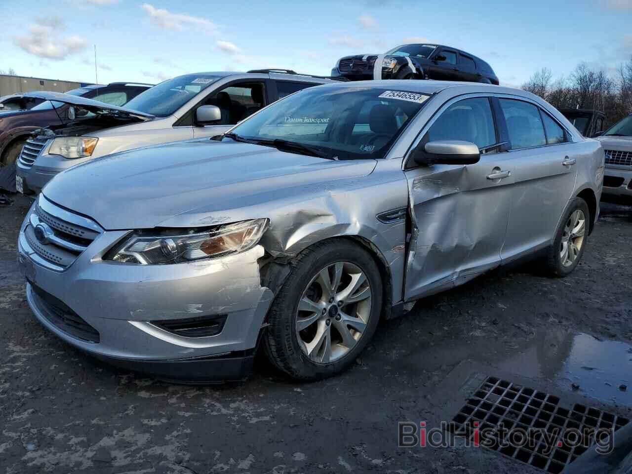 Ford Taurus 2010 багажник
