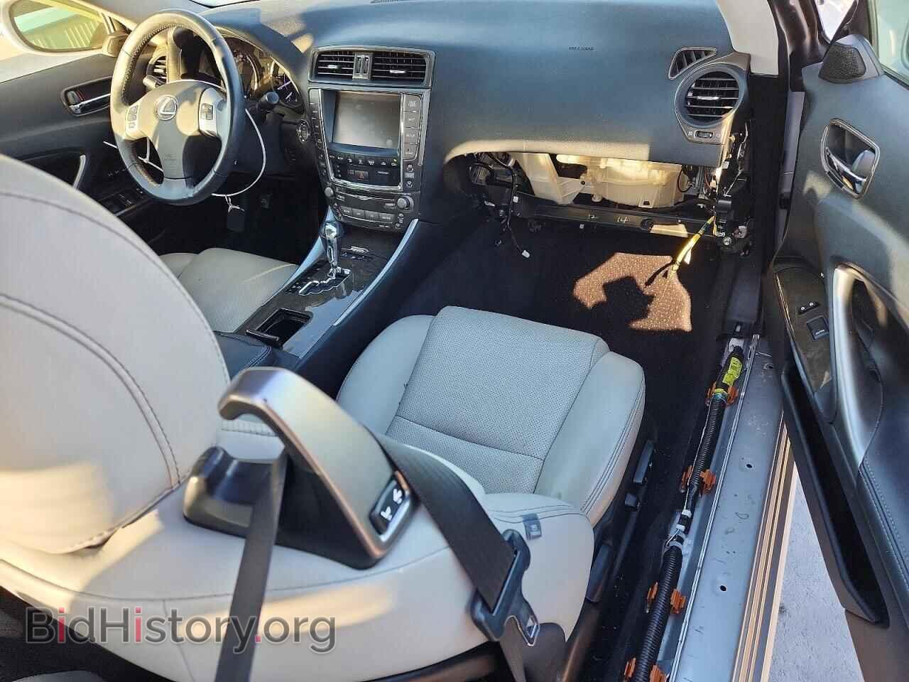 2012 LEXUS IS - VIN: JTHFF2C29C2524384 - Photo 8