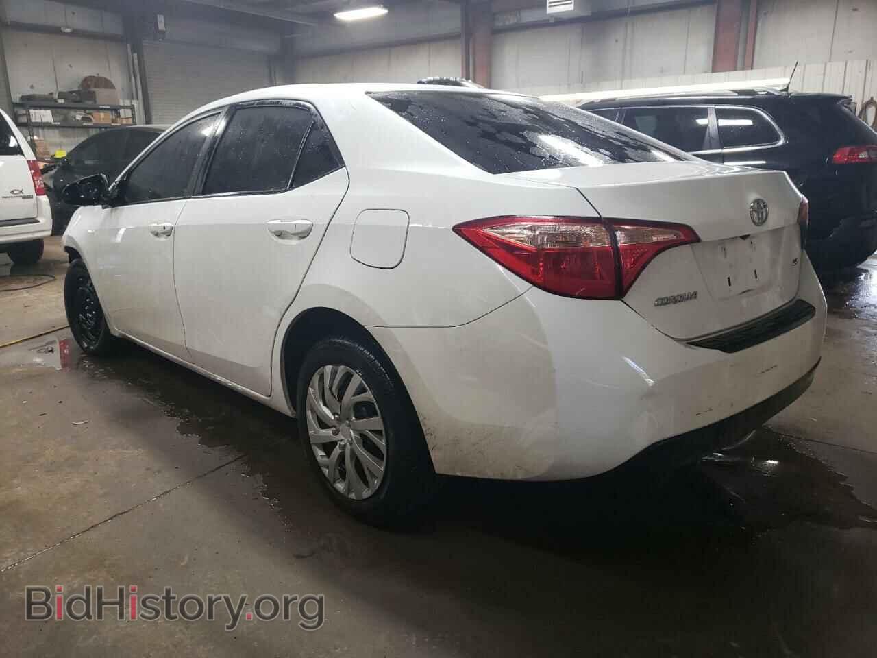 2017 TOYOTA COROLLA - VIN: 2T1BURHEXHC881406 - Photo 2
