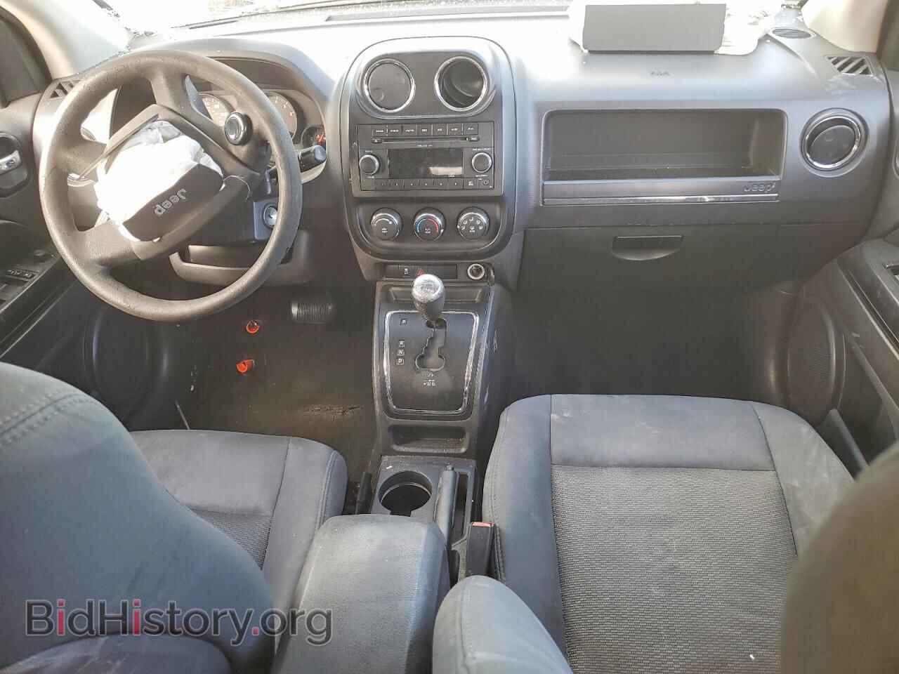 2010 JEEP COMPASS - VIN: 1J4NT4FB1AD612046 - Фото 8