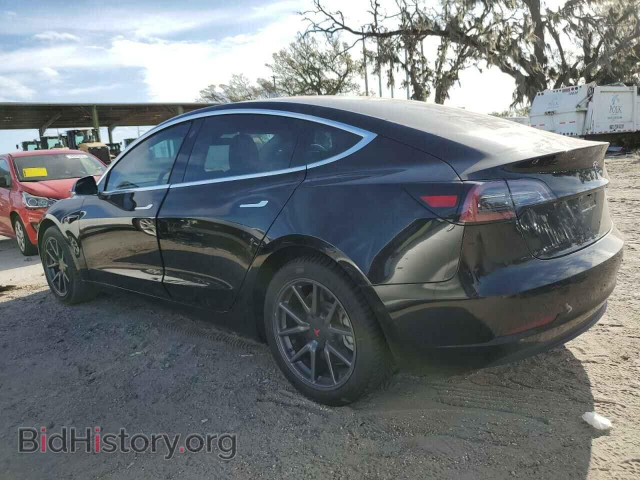 2018 TESLA MODEL 3 - VIN: 5YJ3E1EA3JF156302 - Photo 2