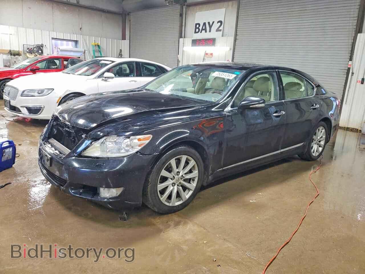 Фотография JTHCL5EF3B5011027 - LEXUS LS460 2011