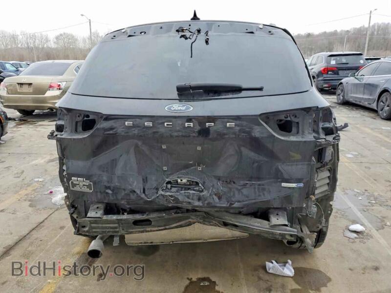 2020 Ford ESCAPE (VIN 1FMCU9H69LUA51228) — photo 6 of 14