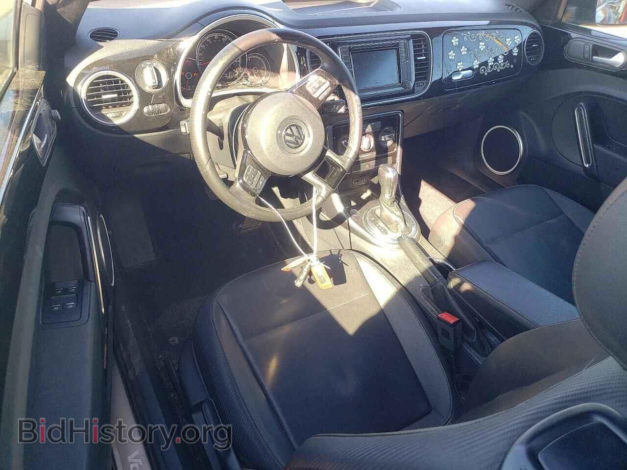 2017 VOLKSWAGEN BEETLE - VIN: 3VW517AT0HM805104 - Фото 8