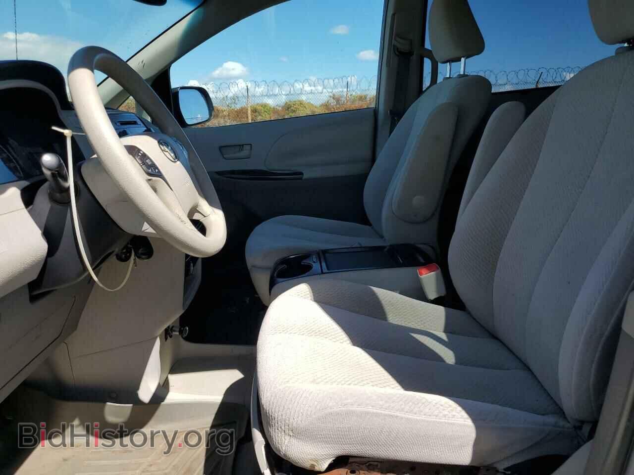 2011 TOYOTA All Models - VIN: 5TDKK3DC2BS060743 - Фото 7