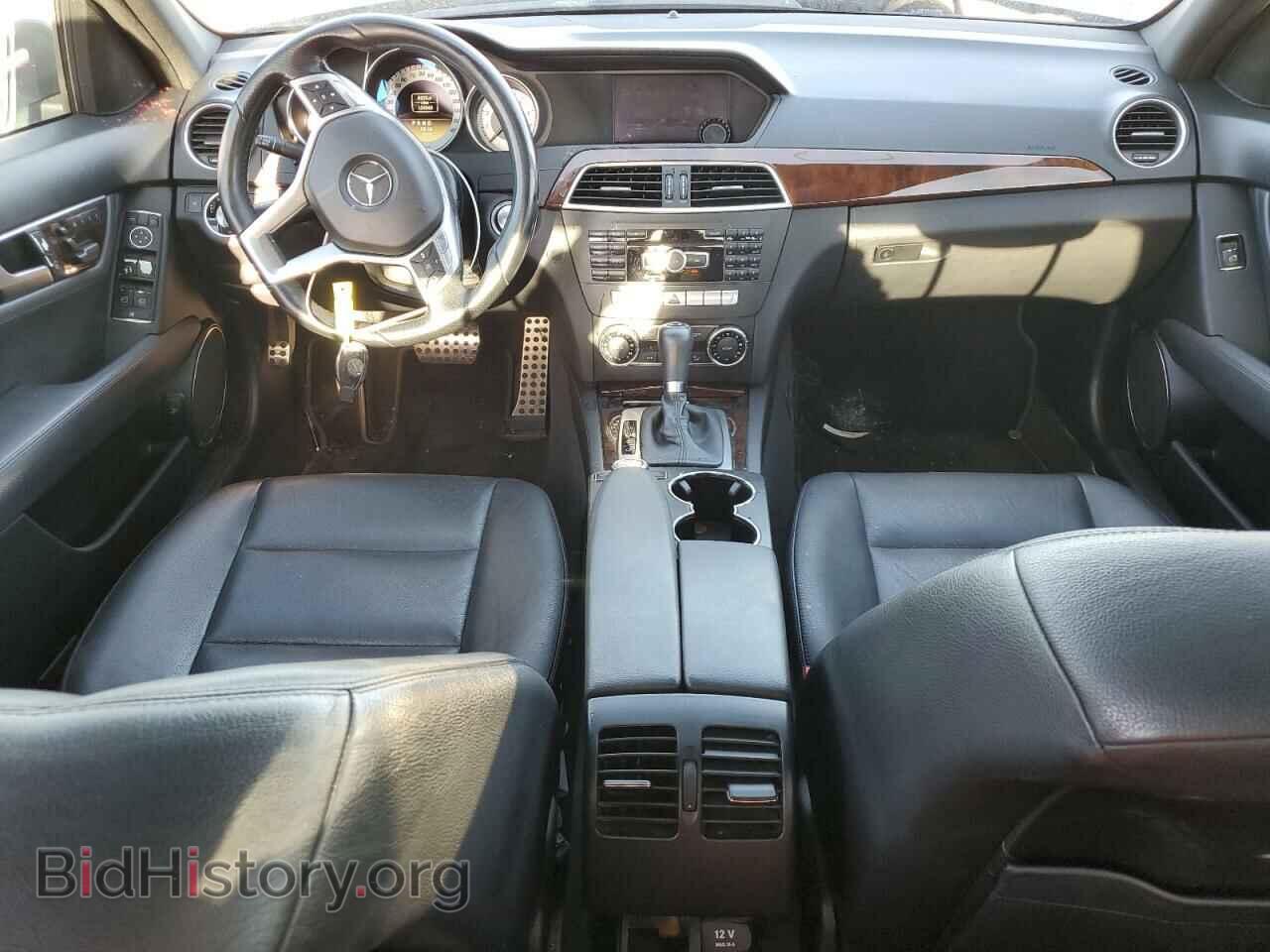 2012 MERCEDES-BENZ C-CLASS - VIN: WDDGF4HB5CA729366 - Фото 8