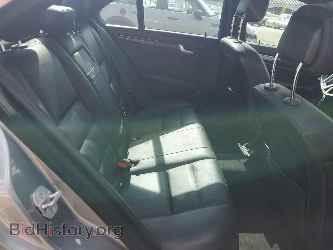 2012 MERCEDES-BENZ C-CLASS - VIN: WDDGF4HB5CA729366 - Фото 10