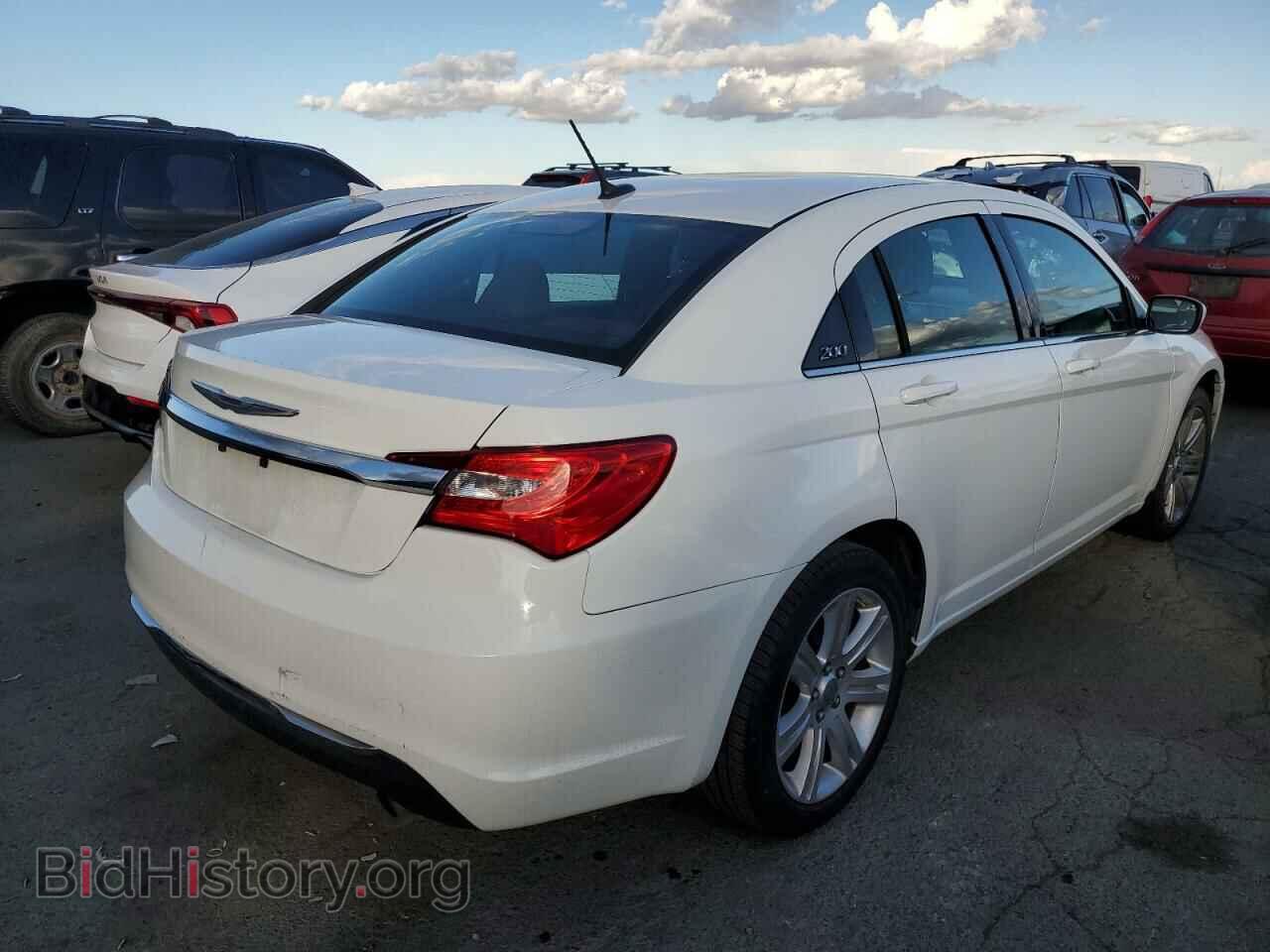 2013 CHRYSLER 200 - VIN: 1C3CCBBB3DN735504 - Photo 3