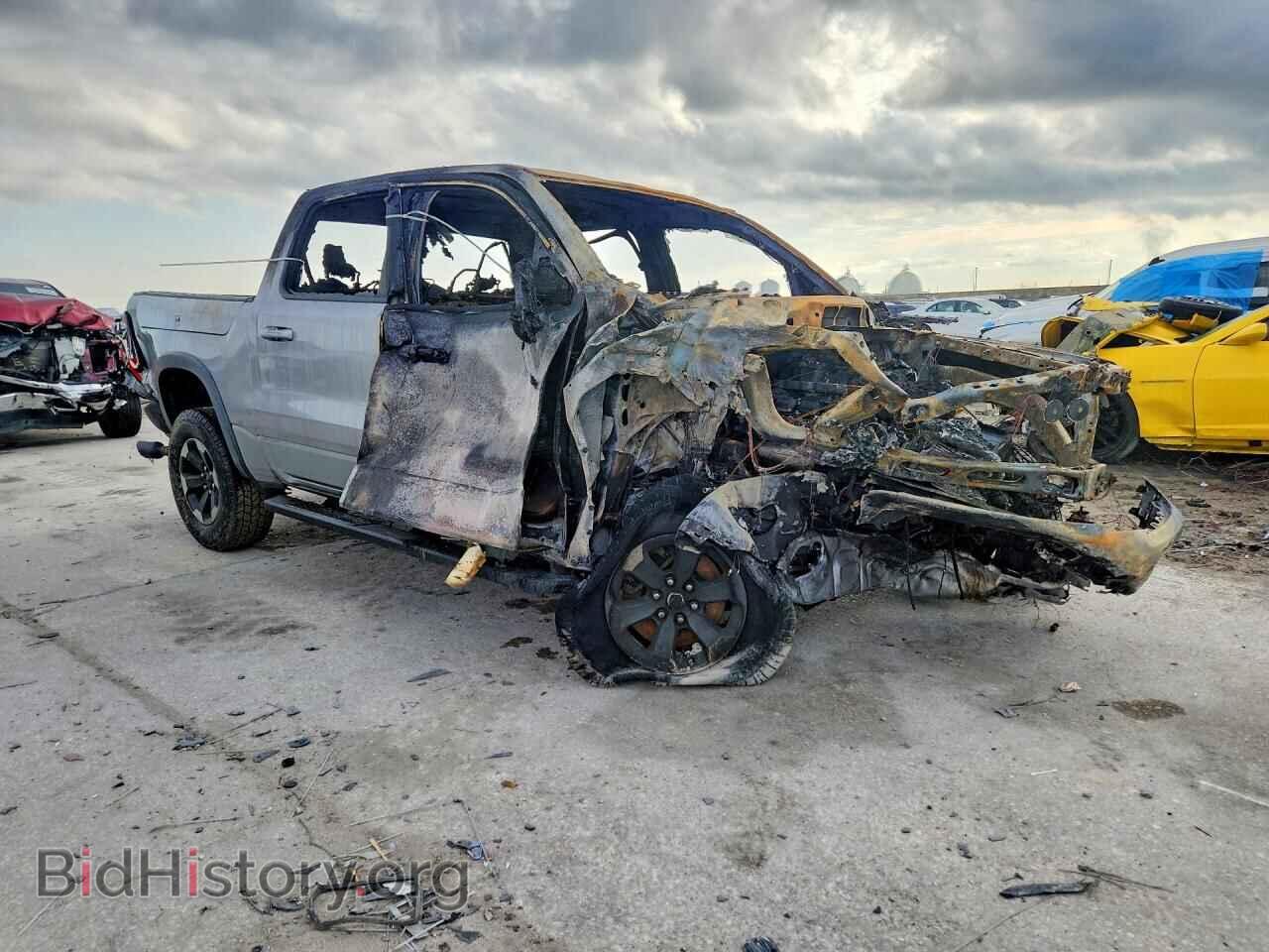 2019 RAM 1500 - VIN: 1C6SRFLT9KN760528 - Фото 4