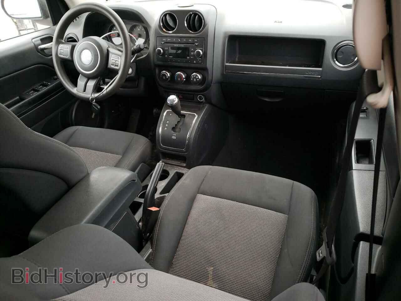 2012 JEEP COMPASS - VIN: 1C4NJDBB1CD583748 - Photo 8