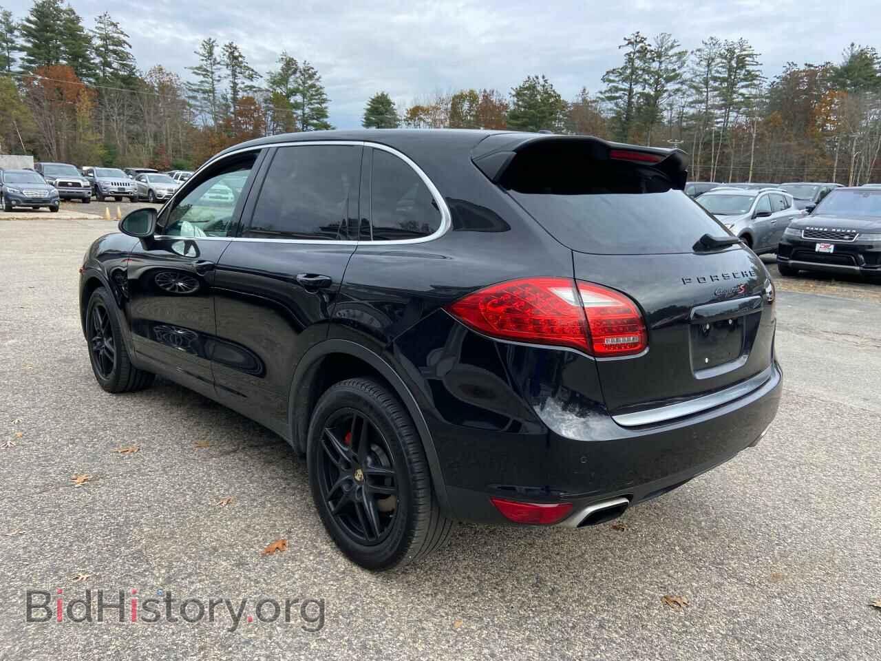 2011 PORSCHE CAYENNE - VIN: WP1AE2A24BLA92649 - Фото 3