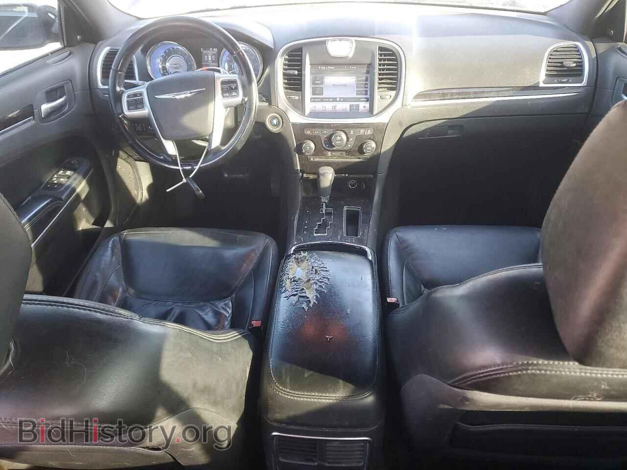 2011 CHRYSLER 300 - VIN: 2C3CA5CG3BH546102 - Фото 8