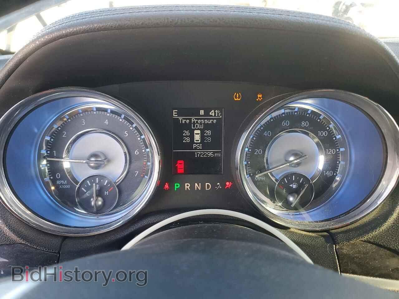 2011 CHRYSLER 300 - VIN: 2C3CA5CG3BH546102 - Фото 9