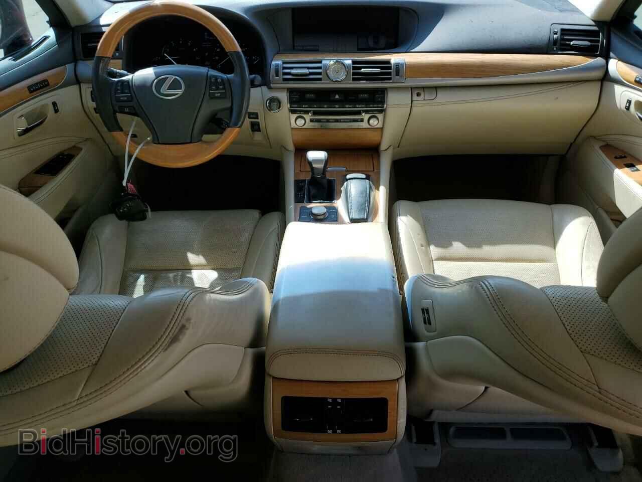 2014 LEXUS LS460 - VIN: JTHBL5EF7E5125404 - Photo 8