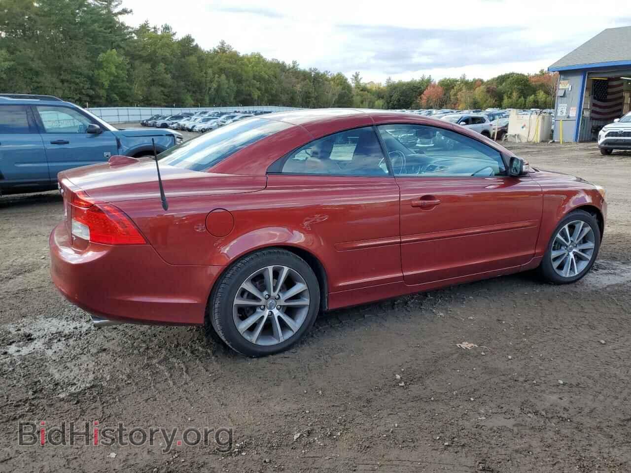 2011 VOLVO C70 - VIN: YV1672MC5BJ110099 - Фото 3