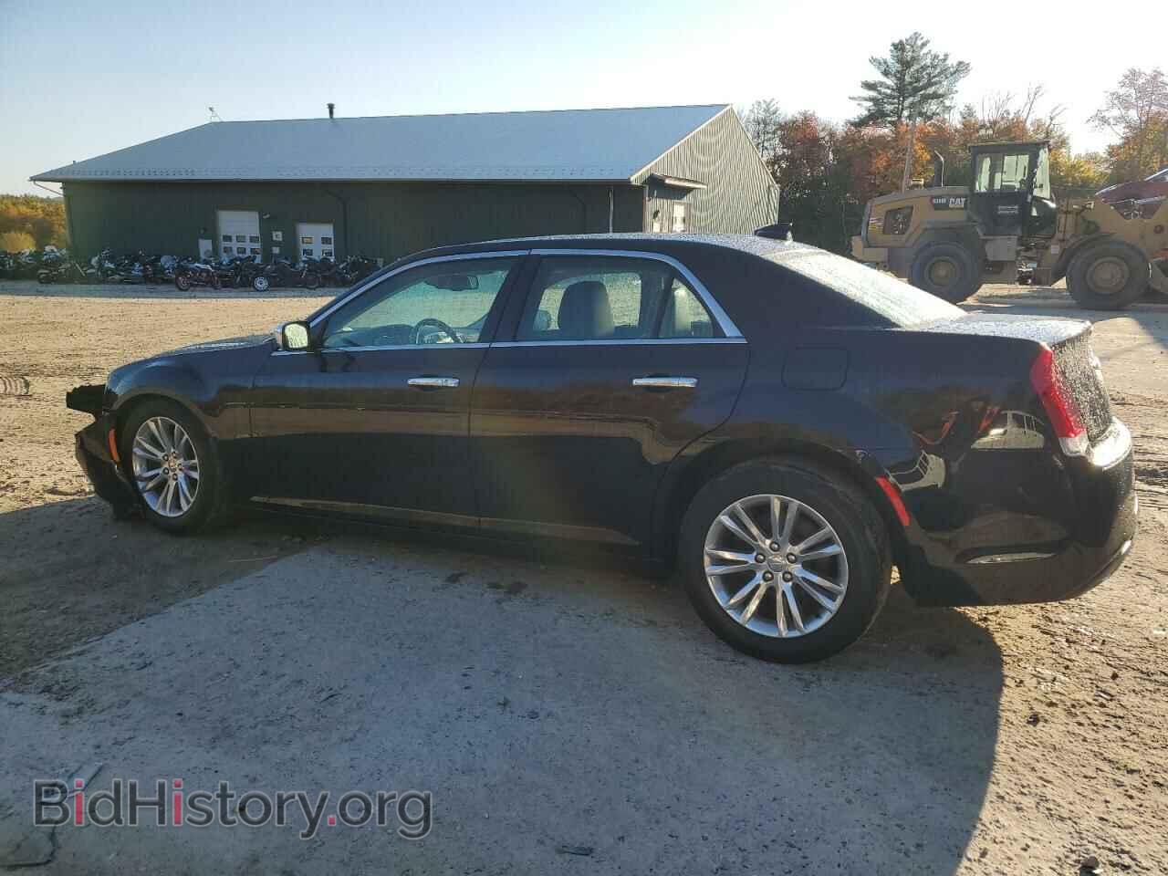 2017 CHRYSLER 300 - VIN: 2C3CCAEG7HH570881 - Фото 2