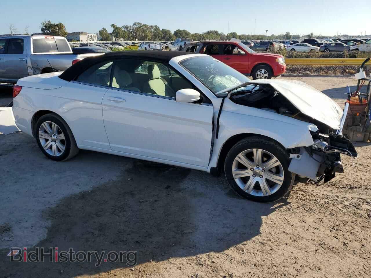 2013 CHRYSLER 200 - VIN: 1C3BCBEG7DN651348 - Фото 4