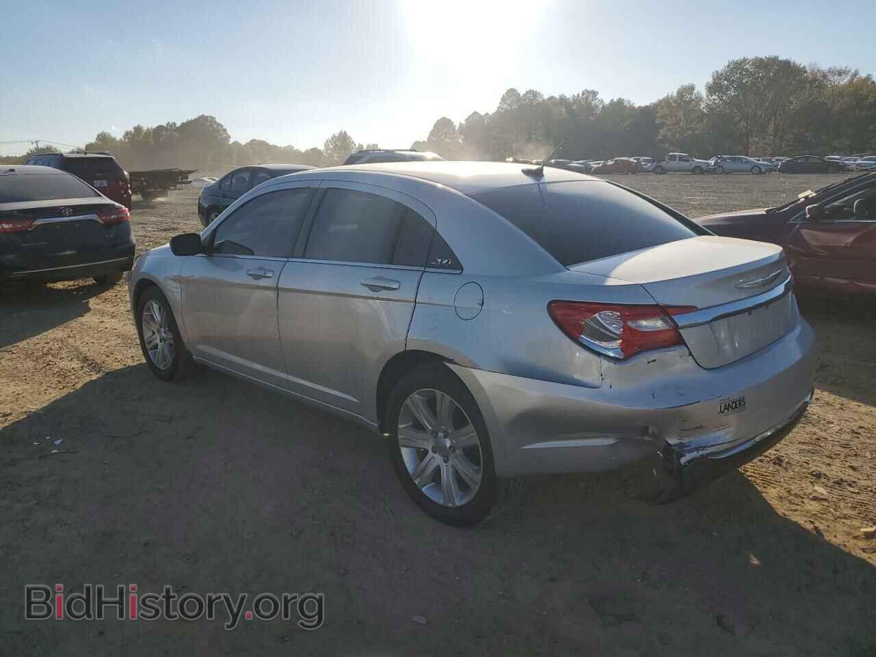 2012 CHRYSLER 200 - VIN: 1C3CCBBB3CN177121 - Фото 2