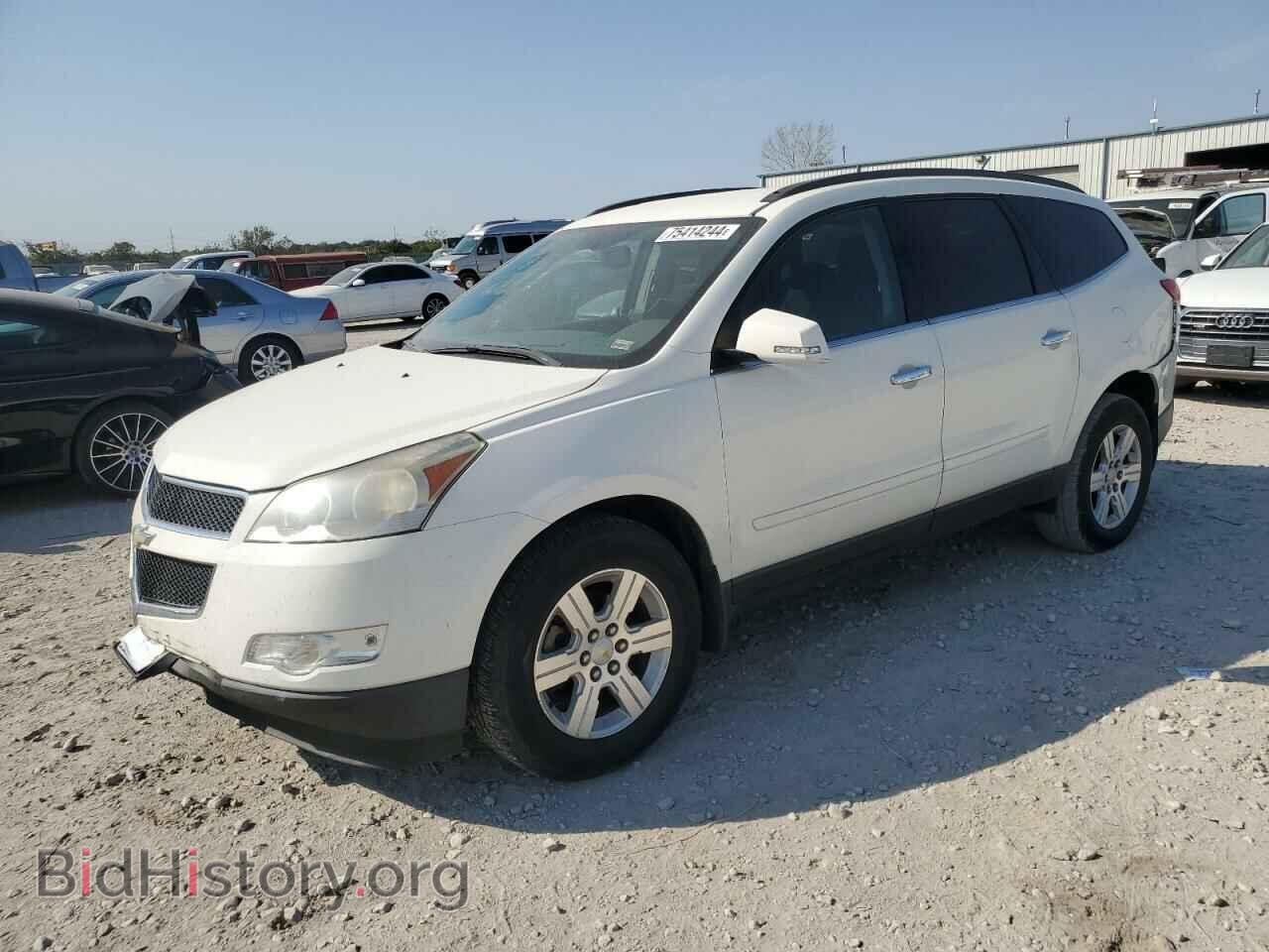 Фотография 1GNKVGED2BJ113645 - CHEVROLET TRAVERSE 2011