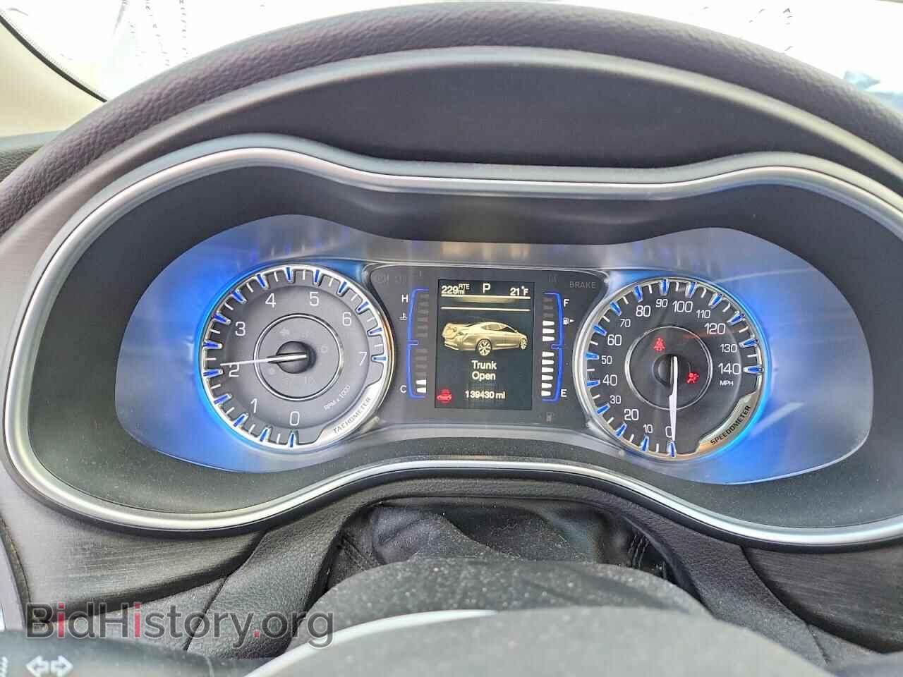 2015 CHRYSLER 200 - VIN: 1C3CCCAB4FN612773 - Фото 9