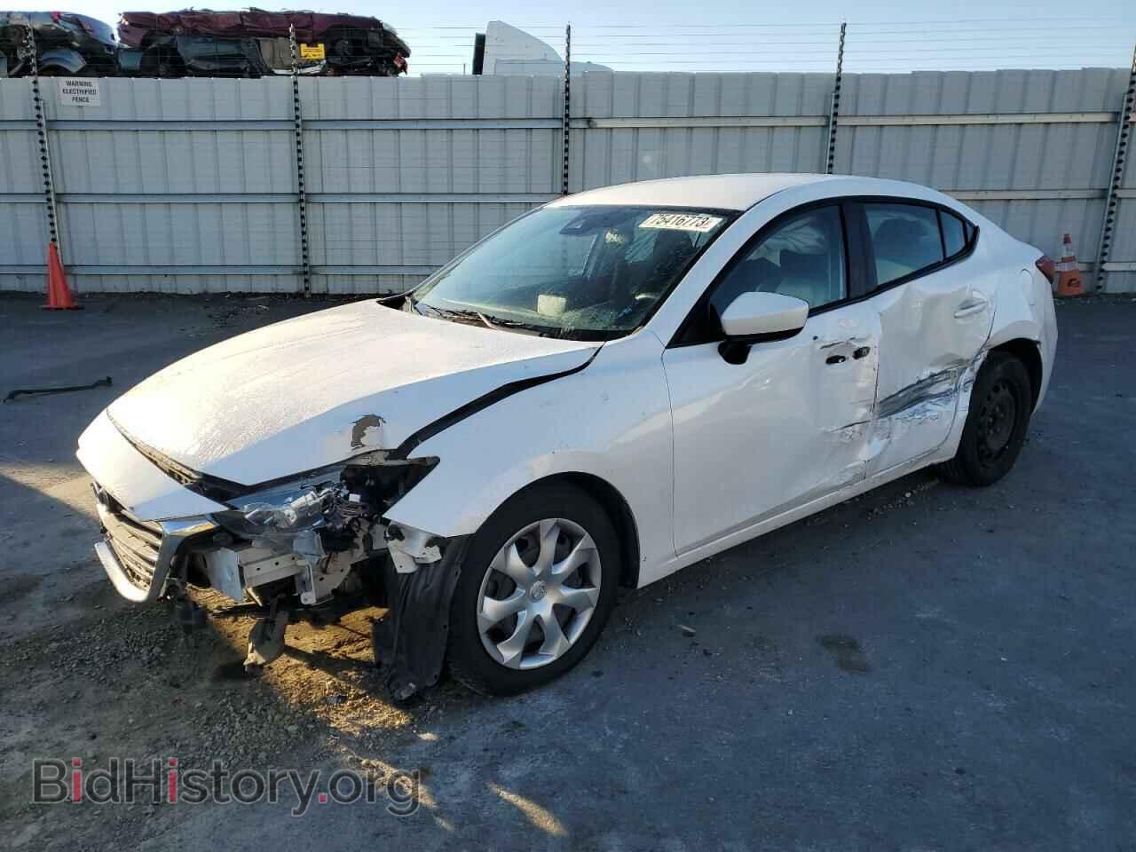 Фотография 3MZBN1U79JM196037 - MAZDA 3 2018