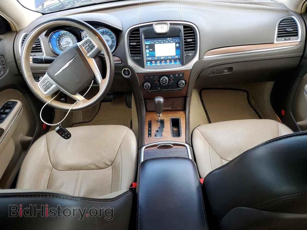 2013 CHRYSLER 300 - VIN: 2C3CCASTXDH538311 - Фото 8