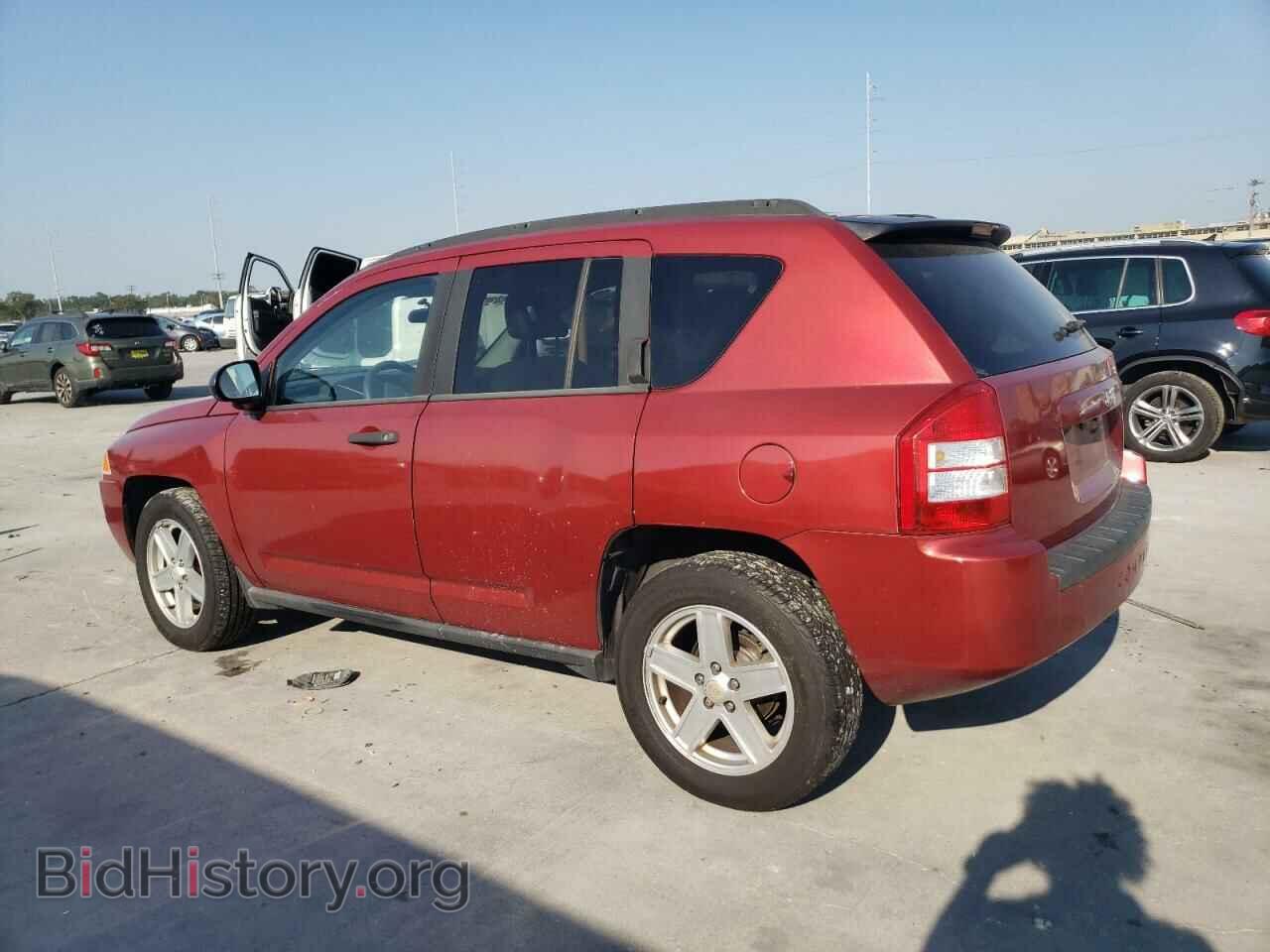 2007 JEEP COMPASS - VIN: 1J8FT47W07D358214 - Photo 2