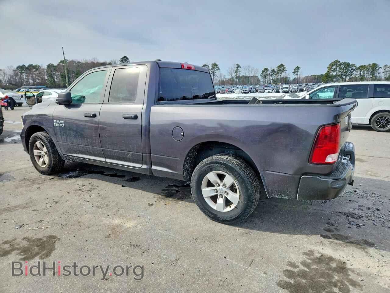 2018 RAM 1500 - VIN: 1C6RR6FG3JS252052 - Фото 2