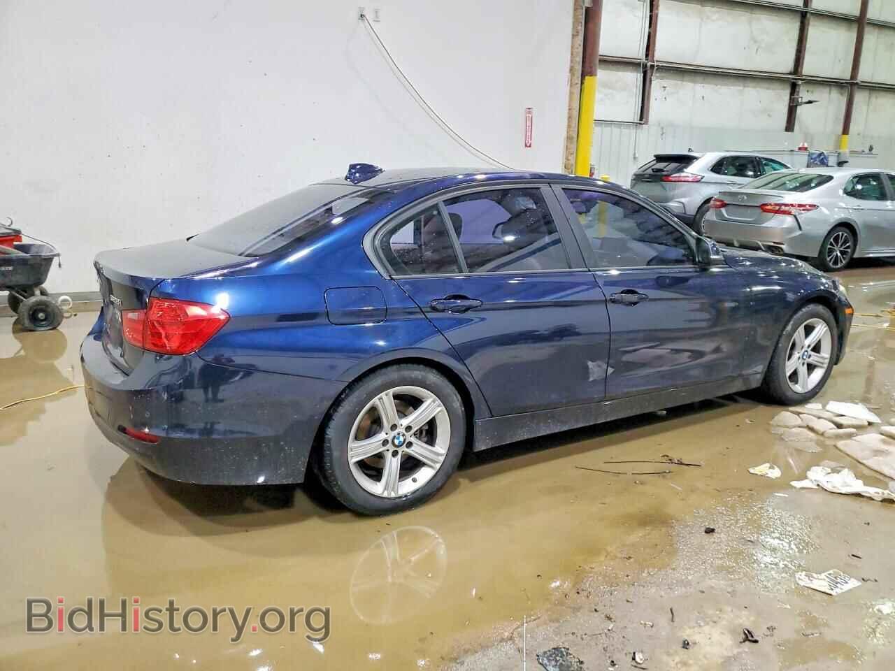 2013 BMW 328 - VIN: WBA3B3C56DF542557 - Фото 3