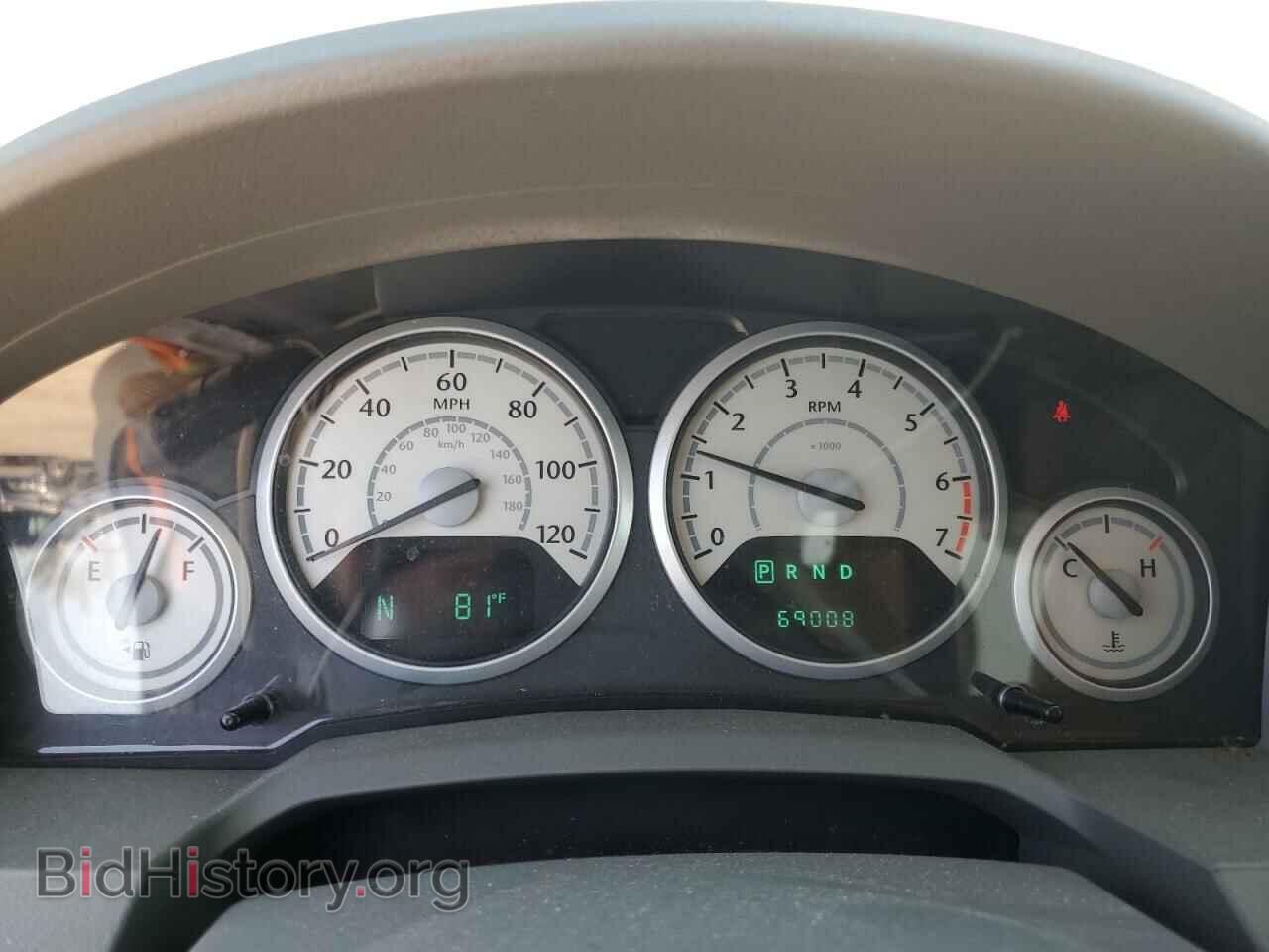 2008 CHRYSLER MINIVAN - VIN: 2A8HR54P48R820721 - Фото 9