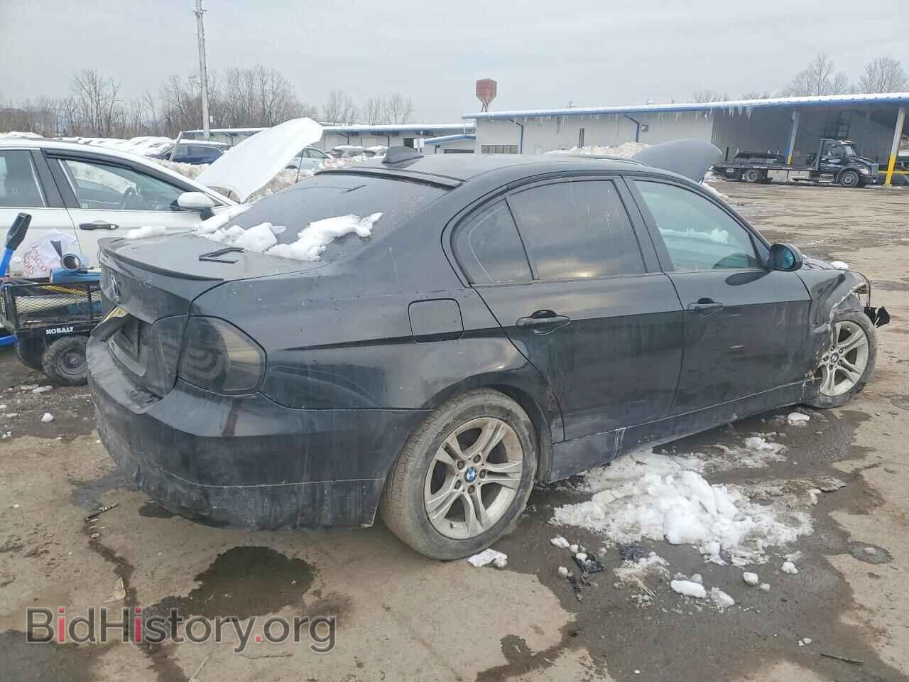 2008 BMW 328 - VIN: WBAVC57508NK78100 - Photo 3