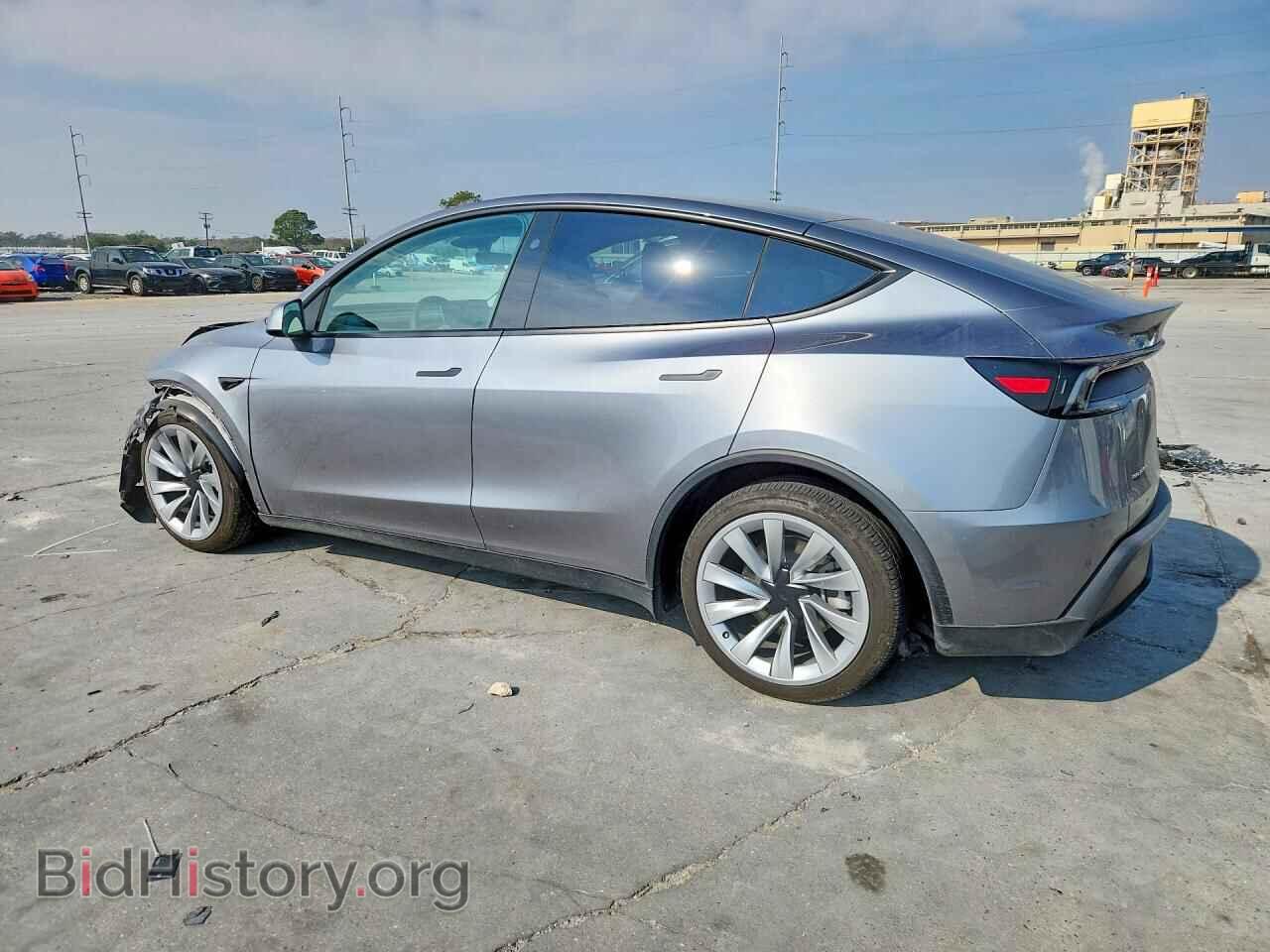 2026 TESLA MODEL Y - VIN: 7SAYGDEE0TA381591 - Фото 2