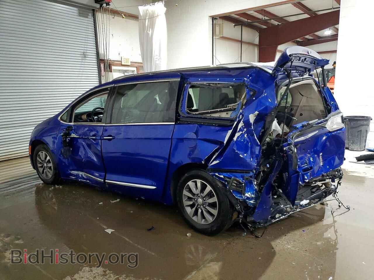 2019 CHRYSLER PACIFICA - VIN: 2C4RC1EG5KR706030 - Фото 2