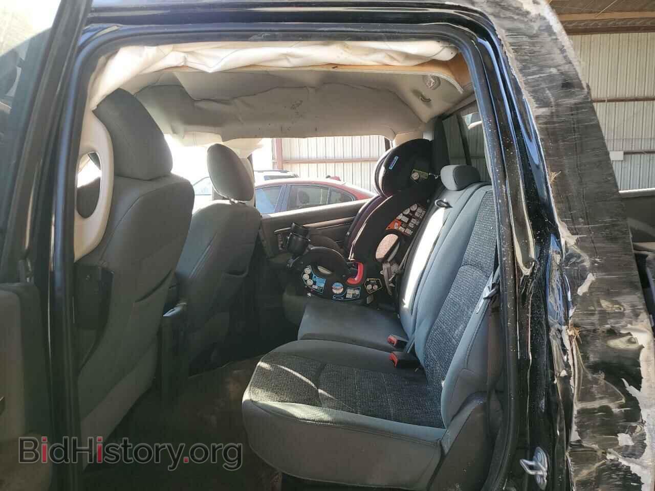 2019 RAM 1500 - VIN: 1C6RR6LT3KS604033 - Фото 10
