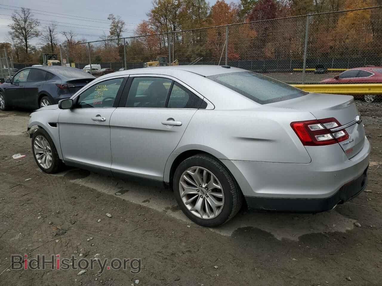 2019 FORD TAURUS - VIN: 1FAHP2F85KG107682 - Фото 2