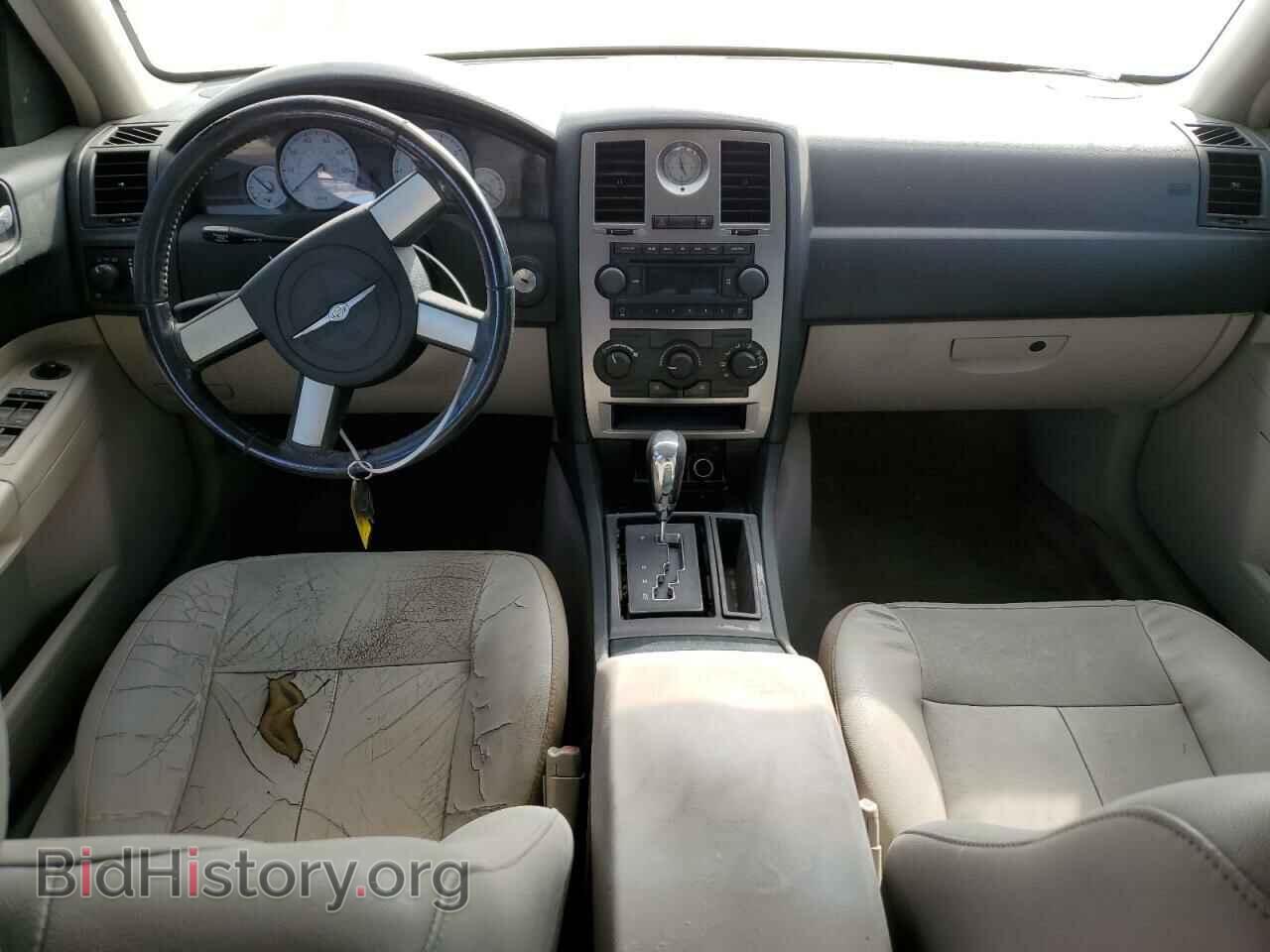 2006 CHRYSLER 300 - VIN: 2C3KA53G46H399404 - Фото 8